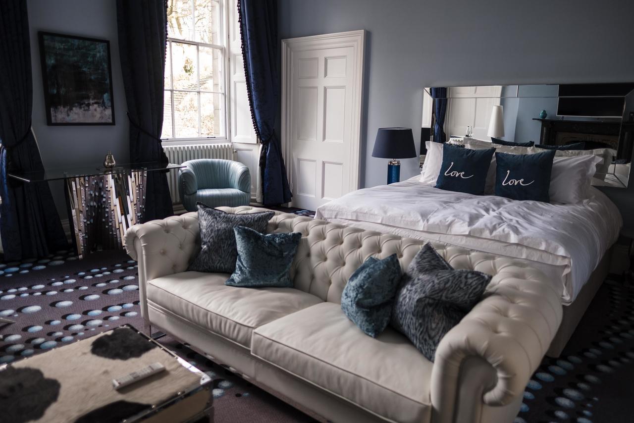 Haigh Hall Hotel Уиган Экстерьер фото